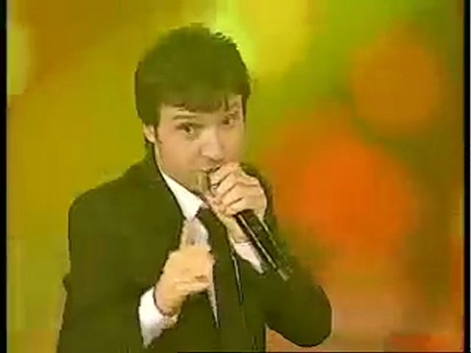 SİNAN ÖZEN SAHNEDE AŞKIN HESABI