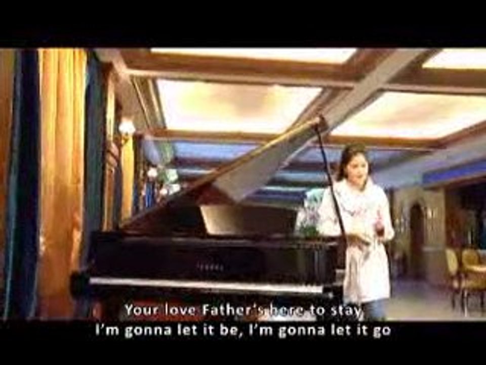 Highest Praise featuring Stephanie Ibarra