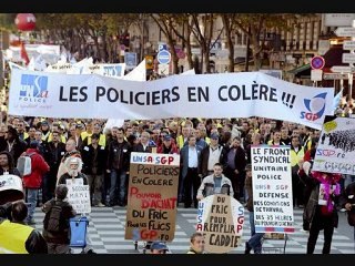 FORCE DOIT RESTER A LOI