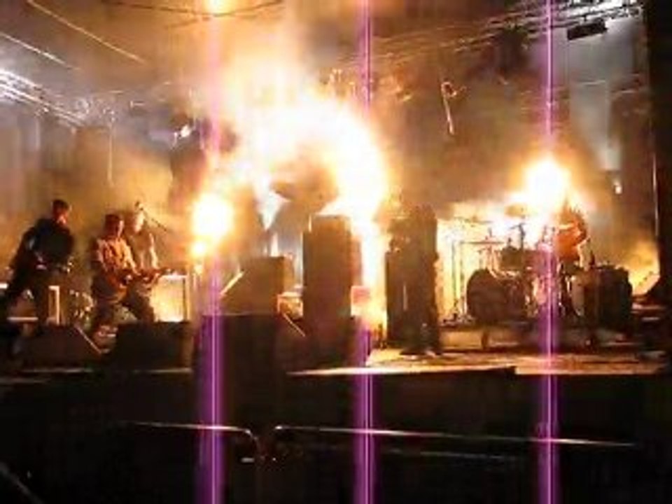 GUNS OF BRIXTON, Festival de la Motte, Siecq (17) 22/07/2010