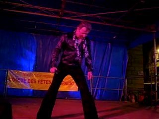 concert de ricky , le sosie de johnny halliday à espalion !