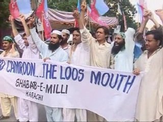 Pakistan protests over president's UK visit