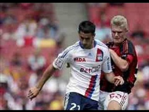 AC Milan 1-1 OL Lyon Borriello, Briand cracking header