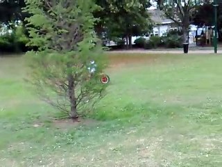 Matheo roule a 2 roues