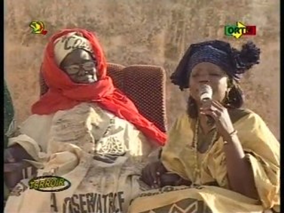 Mamou Sidibe & Gniné Samake, Folklore de Ganadougou.
