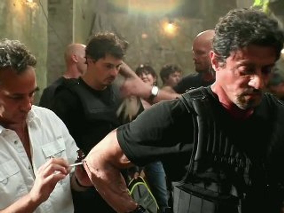 Los mercenarios - El rodaje 04. Heridas de guerra