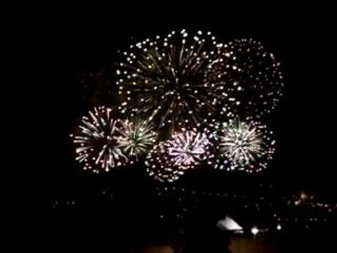 Feu artifice 50 ans barrage de Serre Poncon