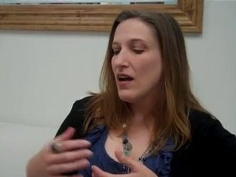 Bonnie Gillespie - Outside the Film Courage Studio