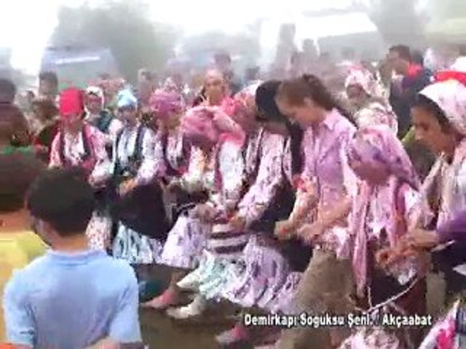 Demirkapı Köyü Soğuksu Yayla Şenliği 2010 - 4.Bölüm