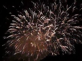 Angles-sur-l'Anglin s'embrase