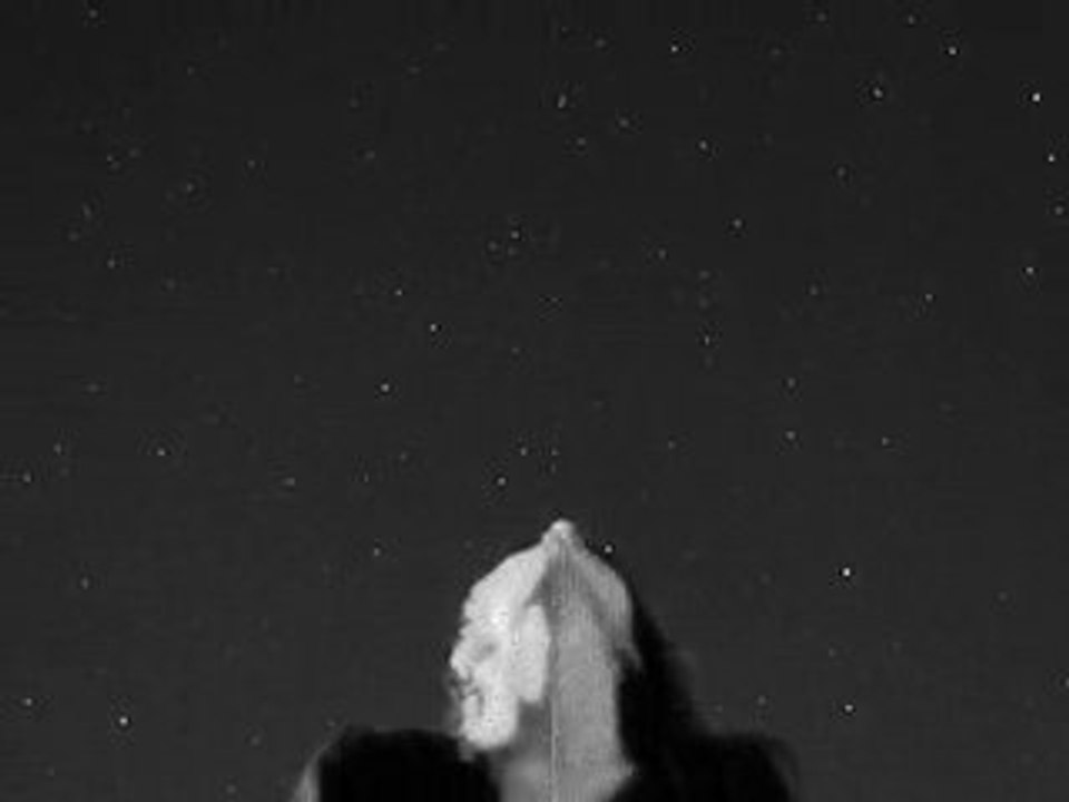 Zeki Müren - Bu Ne Sevgi Ah Bu Ne Izdırap