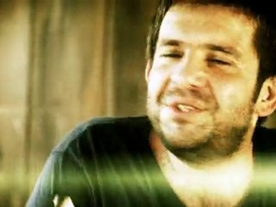 Mustafa Akay Sor Kendine