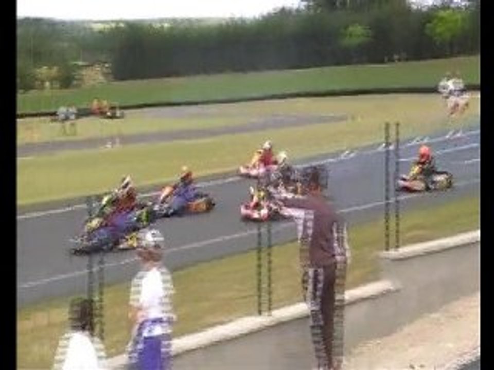 Théo Leboulanger Course de karting à Chatillon 2010