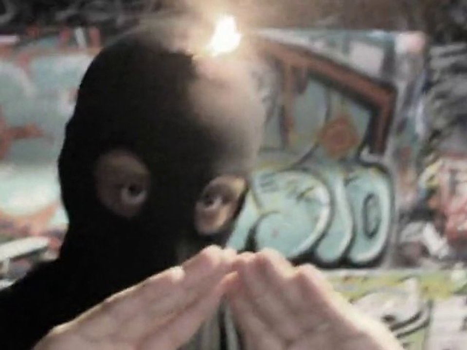 ADES FEAT KROKMITEN (fondateur du menage a3)