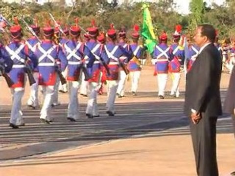 arrivee President Paul Biya au bresil chef Lula Da silva