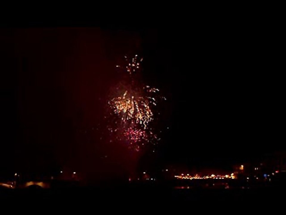 feu d artifices de cloture des fetes de  bayonne 2010