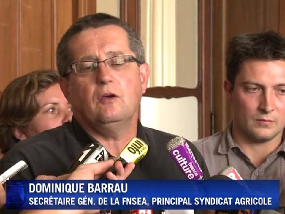 Lait: les producteurs lancent un ultimatum aux industriels