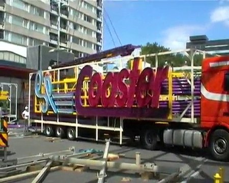 Zwieren en Zwaaien - Opbouw Tilburgse Kermis 2010