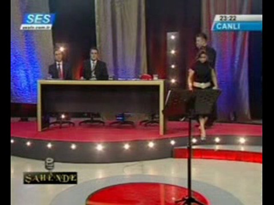 sestv-dertli-ne-arayip-gezersin-burda