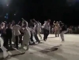 Apaçi Sülalesi Çok komikkk.. :))