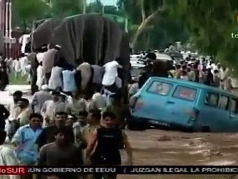 Lluvias en Pakistán dejan millones de damnificados