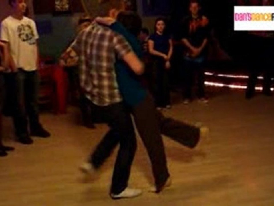 FreeSwingDanceLessons.com : Daniel and Gaby Teach Blues at W