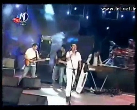 12 KIRAÇ concert Kosova Prizren Balkan express 2010 TRT