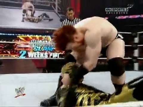 Шеймъс доминира над Голдъст