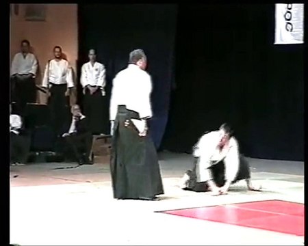 Шихан Фумио Тойода 6-ти дан (май 2000г.)