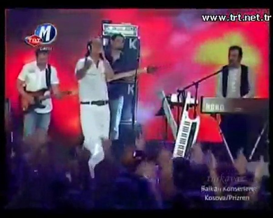 14 KIRAÇ concert Kosova  Prizren Balkan express 2010 TRT