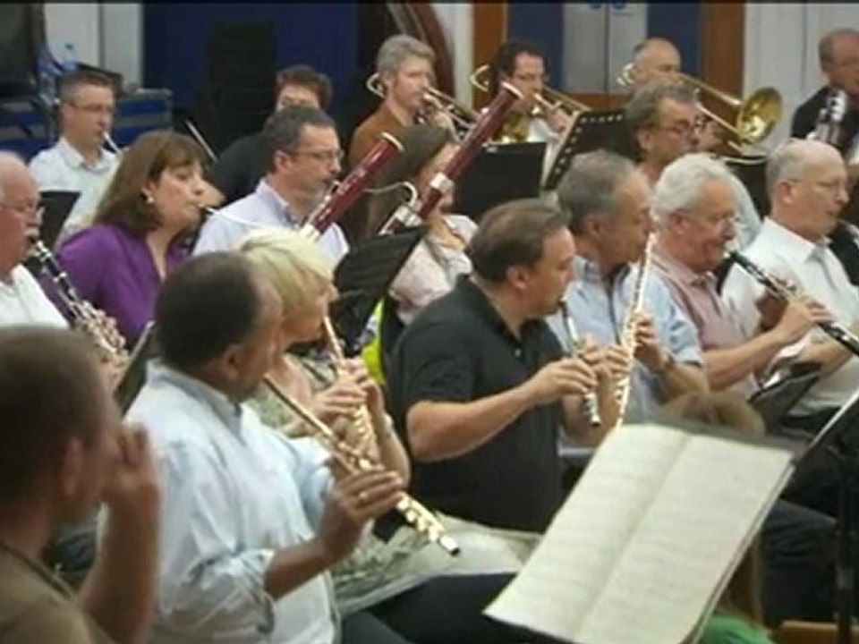 World Orchestra for Peace Perform at the Proms