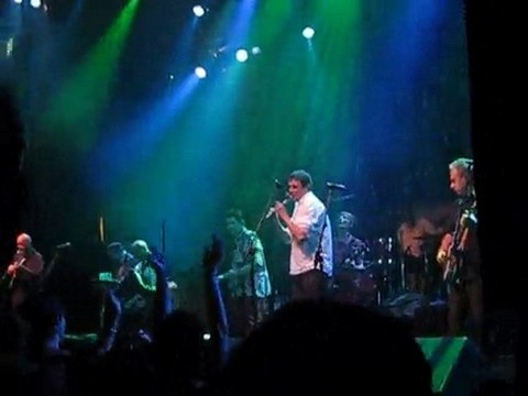 The Pogues - The Irish rover (Lux 30-07-10)