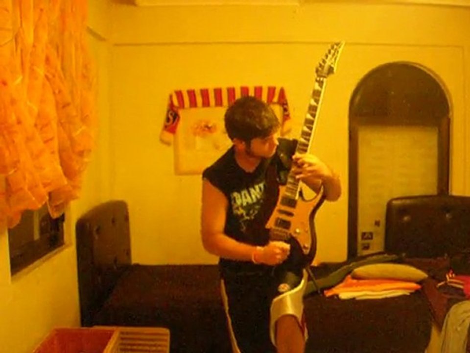 cfh tremolo kolu elğimde kaldı ya la:D