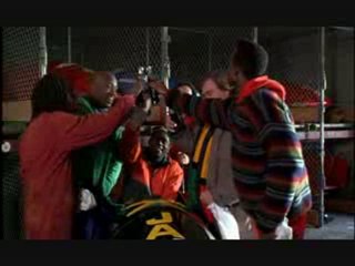 rasta rocket a la santé de l'homme en rouge