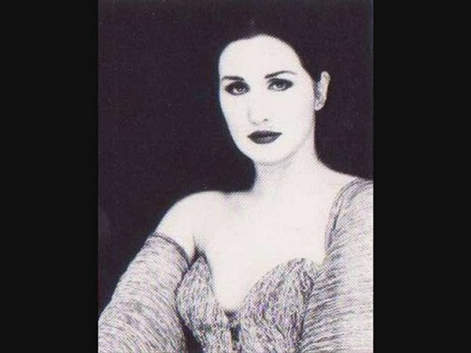 Nükhet Duru - Adamların Adamı (1994)