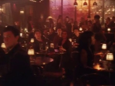 Burlesque - Cher y Christina Aguilera en el escenario