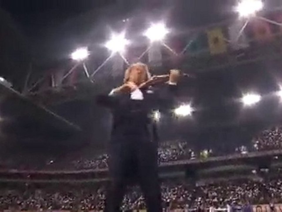 André Rieu playing before the Ajax - Olympic Marseille game