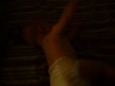 Ma ptite puce qui fait ses galipettes