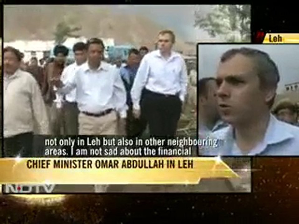 Leh floods: Omar visits hospital, meets victims