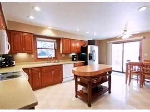 Homes for Sale - 1004 Silent Sunday Ct - Racine, WI 53402 -