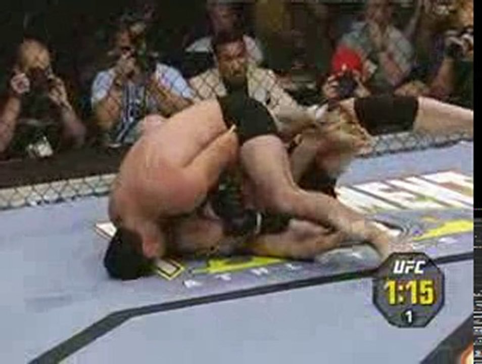 Parisyan wins with a sumi-gaeshi with kimura grip