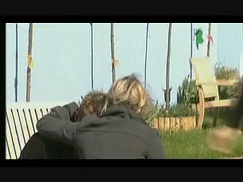 Daniel hat Gewissensbisse und will ausziehen - Teil 1