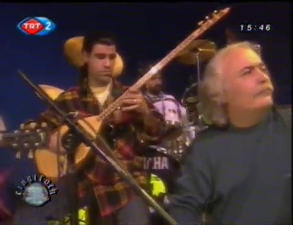 Cem Karaca & Barış Manço - Uzun İnce Bir Yoldayım