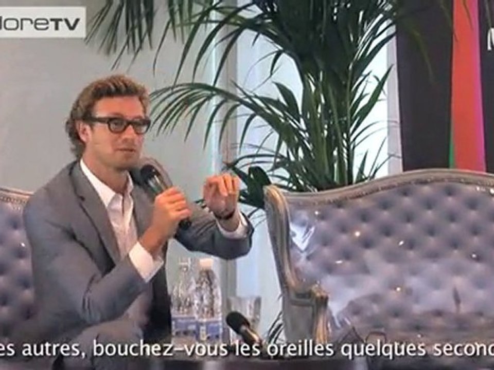 Simon Baker Interview Par ElleAdore.Com