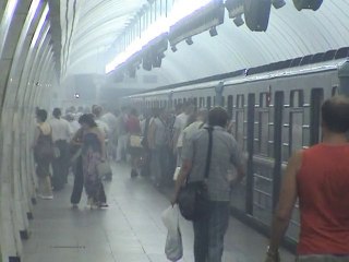 Moscou: la fumée rend l'air irrespirable, plusieurs vols annulés