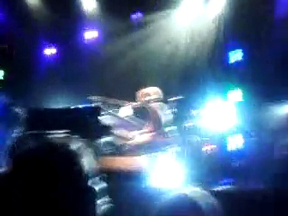 21 HURRICANE (CLIP 2)