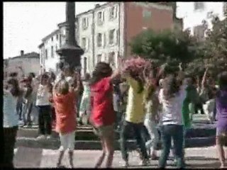 flashmob à vic le comte (63270)