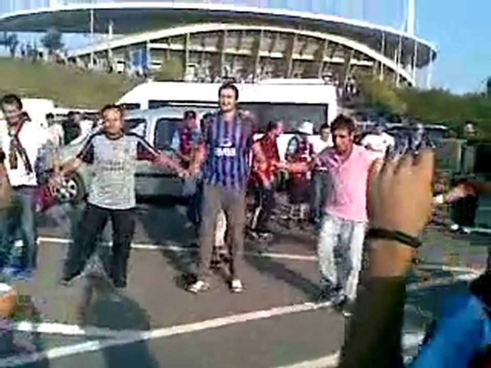 TRABZONSPOR - BURSA SPOR SÜPER KUPA MAÇI ÖNCESİ OLİMPİYAT STADINDA HORON...