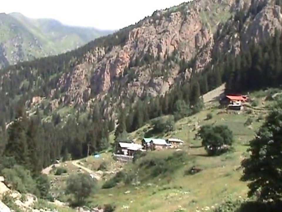 Solaklı Vadisi Ve Çayı Başlangıcı Trabzon
