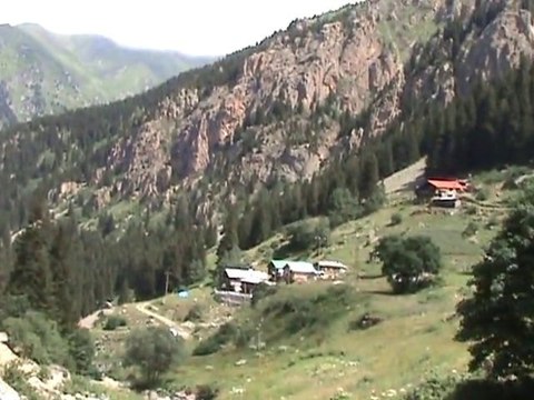 Solaklı Vadisi Ve Çayı Başlangıcı Trabzon